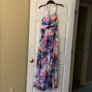 Beautiful floral summer gown/ worn once